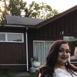 Meet your Posher, Kathaleena